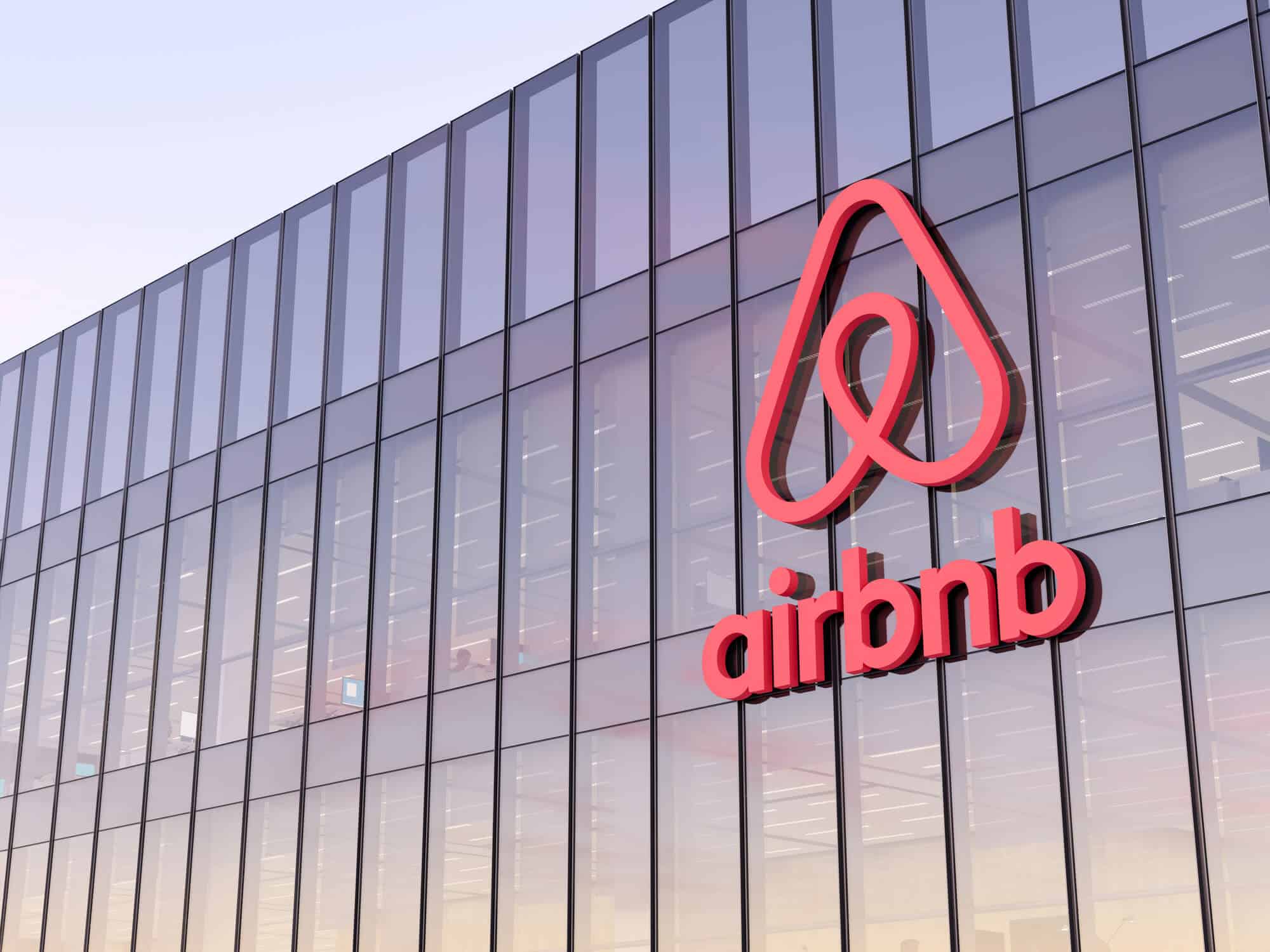 BCG-matrix-of-Airbnb.jpg