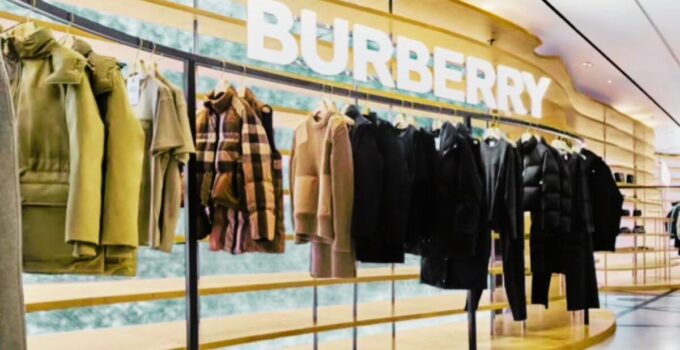 Competitors Analysis of Burberry 